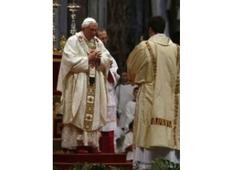 Occidente stanco di fede
e annoiato della storia